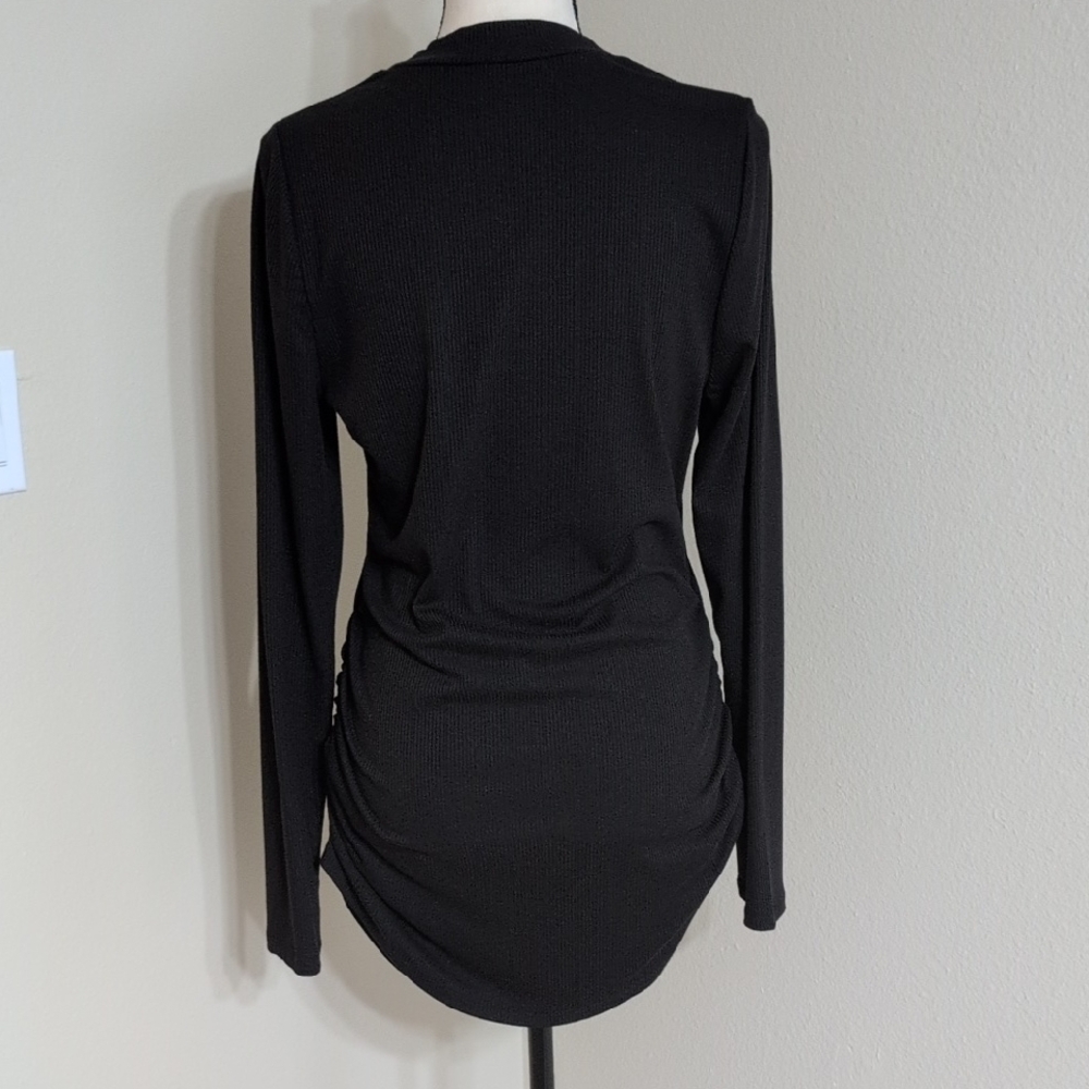 NWOT Lane Bryant Fitted Cut-Out Neck Side Ruched Top - Picture 3 of 5